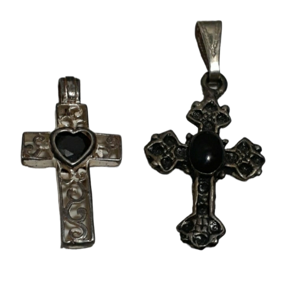 Silver?! / Silverstone & black cross pendants Jewelry  lot of 2 - Picture 5 of 5